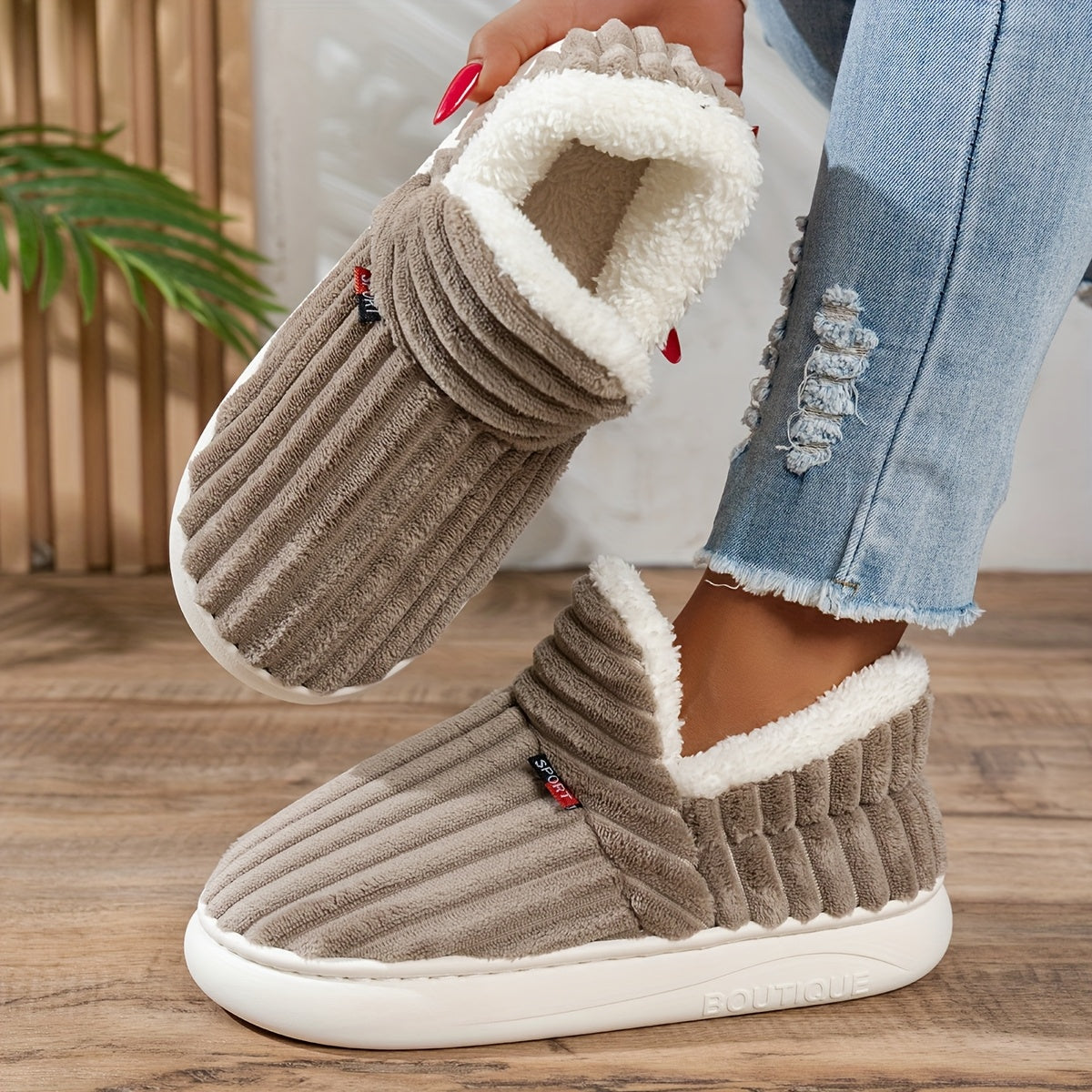 Sapatos de Inverno Femininos com Forro de Pelúcia e Sola Grossa para Uso Interno, Chinelos Masculinos com Salto, Sapatos Femininos de Comércio Exterior, Novo Estilo Transfronteiriço