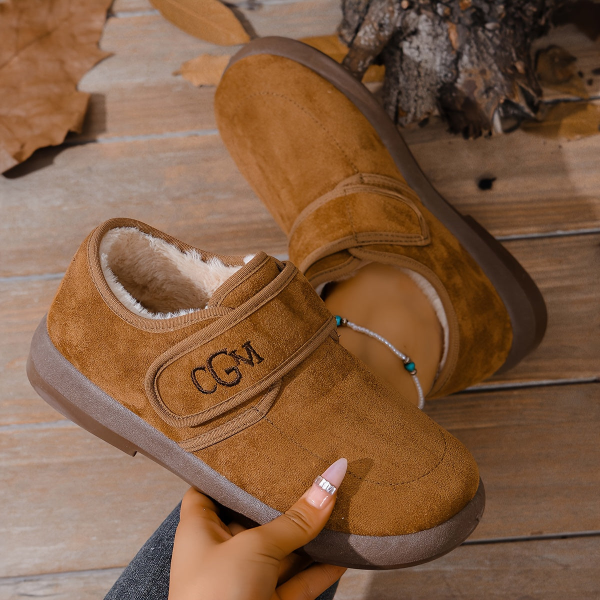 Botas Femininas 2025, um Essencial para um Inverno Quente, Macias e Confortáveis, Botins de Inverno Femininos - Botas Curtas Slip-On, Design Plano, Calçado Preto Resistente ao Frio, Botins de Inverno Femininos Elegantes, Sola Grossa, Biqueira Redonda