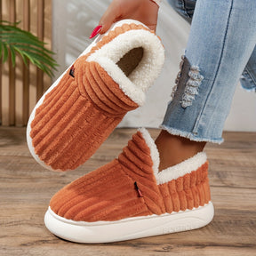 Sapatos de Inverno Femininos com Forro de Pelúcia e Sola Grossa para Uso Interno, Chinelos Masculinos com Salto, Sapatos Femininos de Comércio Exterior, Novo Estilo Transfronteiriço