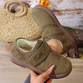 Botas Femininas 2025, um Essencial para um Inverno Quente, Macias e Confortáveis, Botins de Inverno Femininos - Botas Curtas Slip-On, Design Plano, Calçado Preto Resistente ao Frio, Botins de Inverno Femininos Elegantes, Sola Grossa, Biqueira Redonda